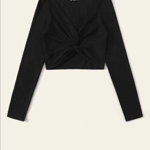 Criscross black crop top from Shein, small - Picture 2 of 4